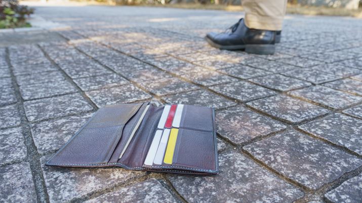 �J�[�h�̒u���Y��╴���ɂ͂��p�S