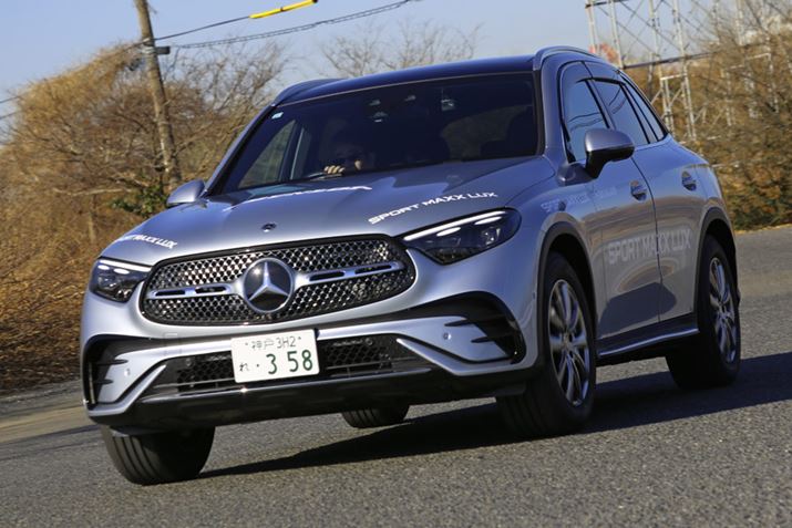 �uSPORT MAXX LUX�v�𑕒����������Z�f�X�E�x���c�uGLC 220d�v������