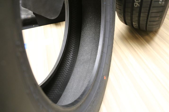 �^�C�����ɉf���Ă���̂��A����z���X�|���W�u�T�C�����g�R�A�v��