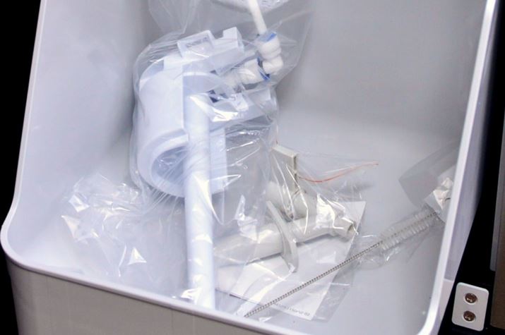 �����̃p�[�c���u���p�R�b�N�v�B���́u�����_�^�󐅖_�v�ŁA�E�́u�o�������|�p�u���V�v