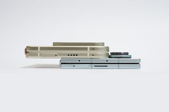 �N���[�Y���͌����uPixel 10 Pro Fold�v�i��j�̂ق����A�uGalaxy Z Fold7�v�i���j������2mm�����Ȃ�܂�