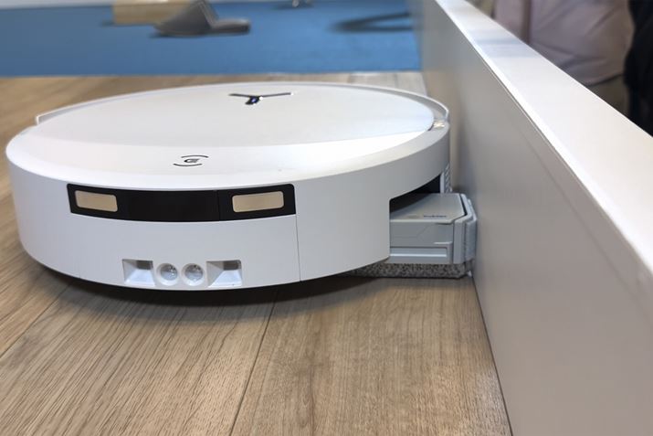 �G�R�o�b�N�X�̃~�h���N���X�uT�V���[�Y�v����A�R�X�p�ŋ��́uDEEBOT T90�t�@�~���[�v���o��I