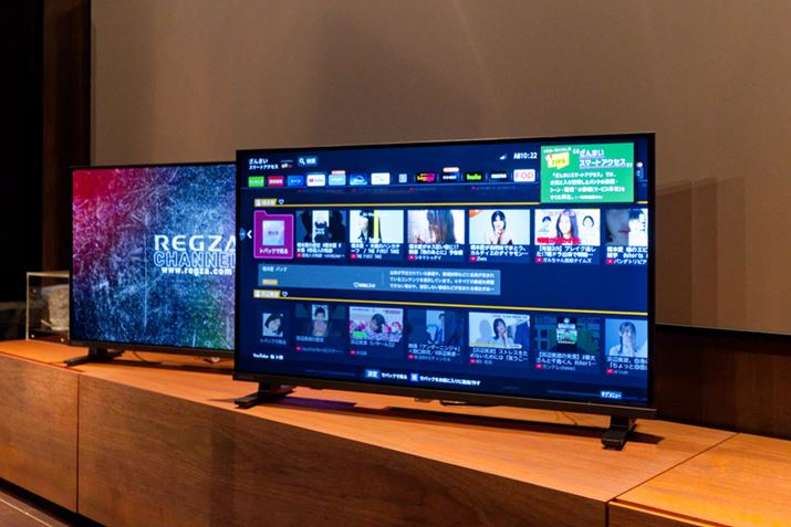 �u32V35S�v�i�E�j�ɉ����āA�������t��HD�𑜓x�̒탂�f���u32S25S�v�i���j���p�ӁB���@��̍���ʂ��āu32V35S�v�̖��͂𕂂�����ɂ���