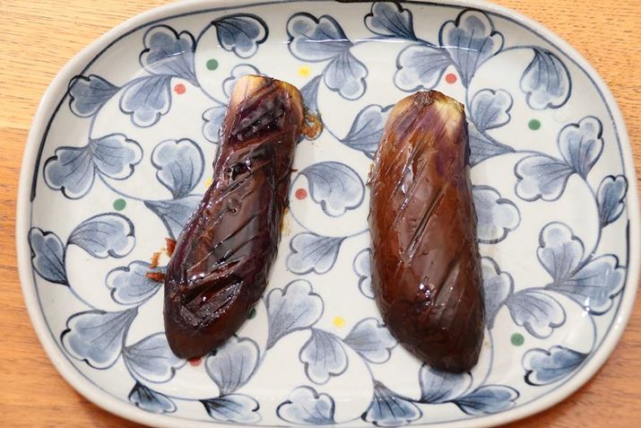 �����u�O���t�@�C�g�I�[�u�������W�v�A�E���M�ҏ��L�̃I�[�u�������W�ŏĂ����i�X�B�ォ�炵�����M�ł��Ȃ��M�ҏ��L�̃I�[�u�������W�ł́A�����ɂȂ��ʂ��Ă��܂���B�ʏ�Ȃ痠�Ԃ��ė��ʂ��Ă��܂����A���X���t���Ă���̂ŗ��Ԃ����c�c�B