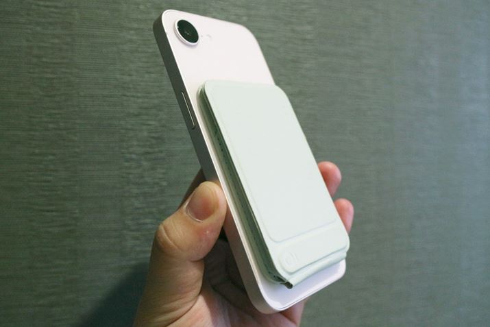 MagSafe�Ή��ł��܂��܂ȃA�N�Z�T���[�����t�����܂�