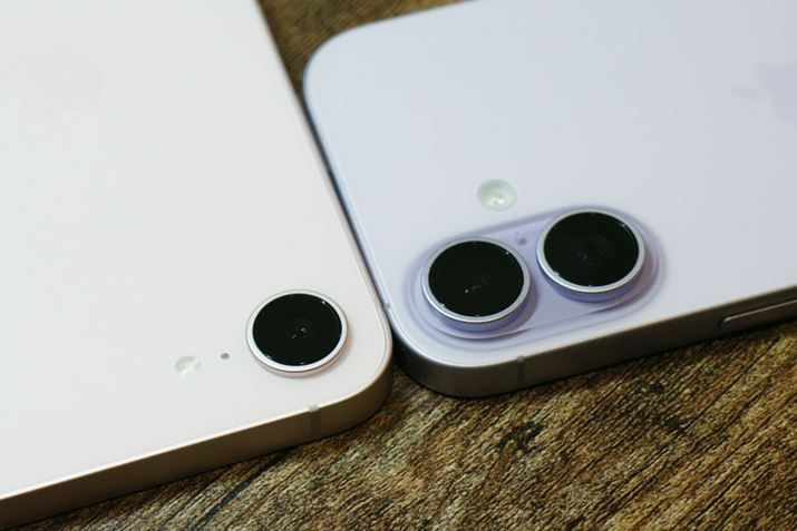 �A�E�g�J�����́uiPhone 17e�v��1�A�uiPhone 17�v��2��