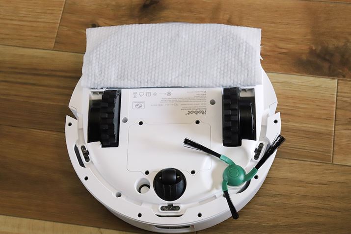 ���@�����̓p�b�h�v���[�g�ŋz�������ǂ���Ă��邽�߁A�S�~���z�����邱�Ƃ͂ł��܂���