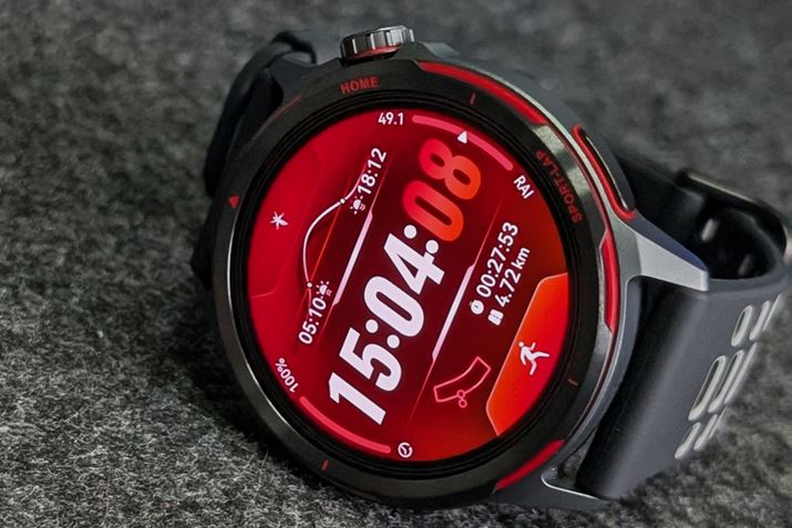 �O���ヂ�f�������4�N�̂Ƃ����o�ēo�ꂵ���uHUAWEI WATCH GT Runner 2�v