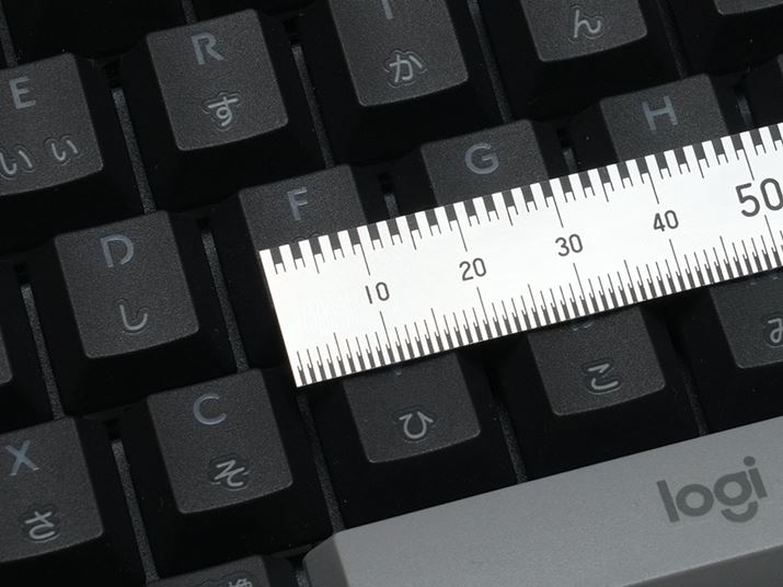 �L�[�s�b�`�͎���19mm�ł�