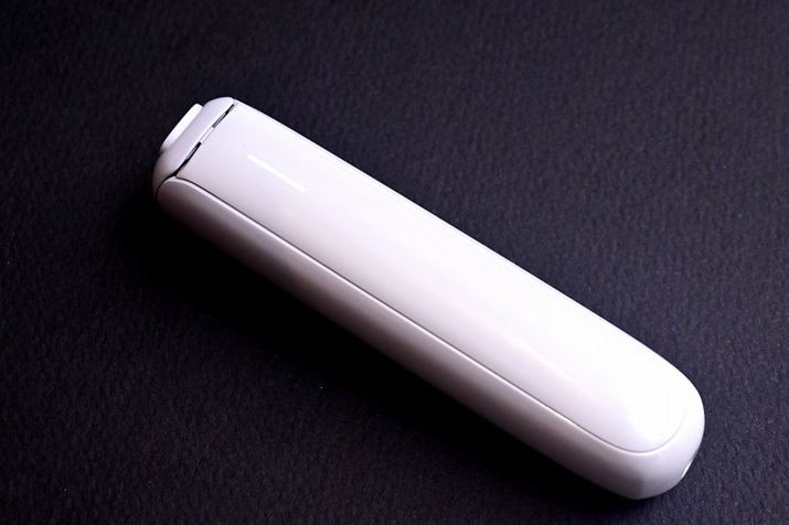 LED�̂ق��A�U���ł��X�e�[�^�X��m�点�Ă���܂�
