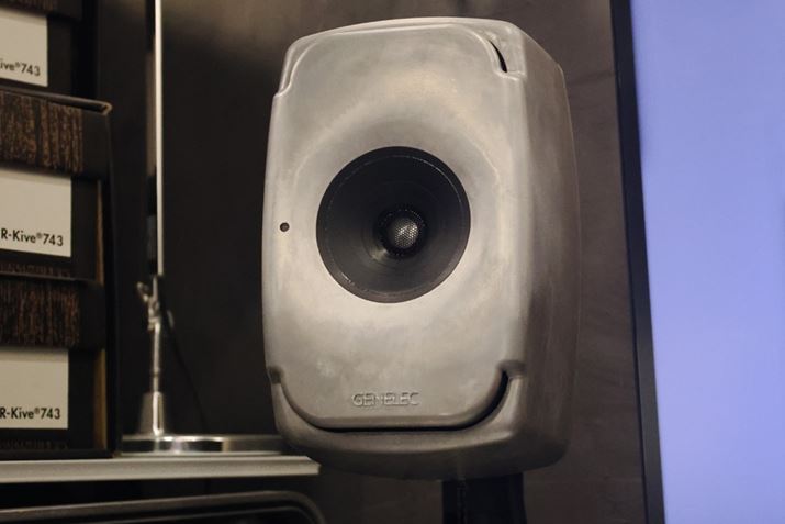 �M�҂����p����GENELEC�i�W�F�l���b�N�j�́u8331A�v�B�f�X�N�g�b�v�X�s�[�J�[�Ƃ��āu����ȏ�͂Ȃ����낤�v�Ǝv���w���������̗��R�Ƃ́c�c