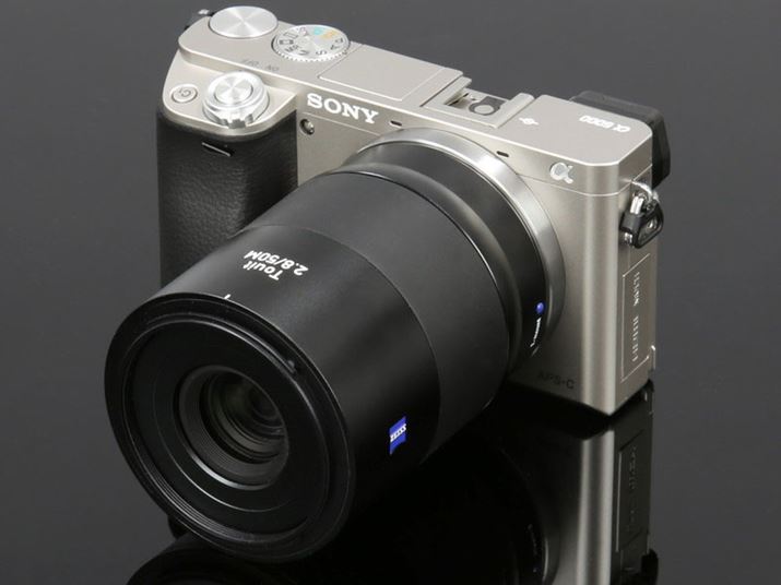 ́A\j[APS-C~[Xu6000vɑC[W