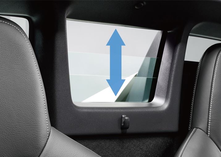 ^]ȂƏȂ̊Ԃɂ͓d̑𑕔