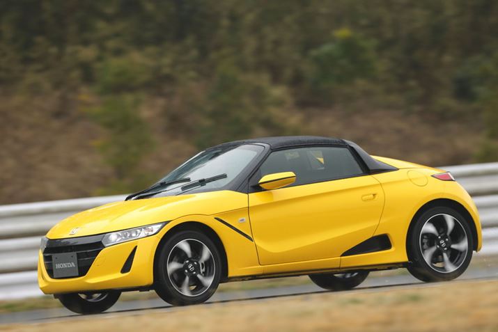 CVTԂMTԂƑF̂ȂAX|[eB[ȑ肪\ł