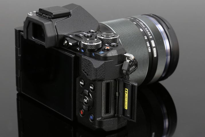 SDHC/SDXCAUHS-I/IIAEye-FiJ[hΉSD[J[hXbg𓋍