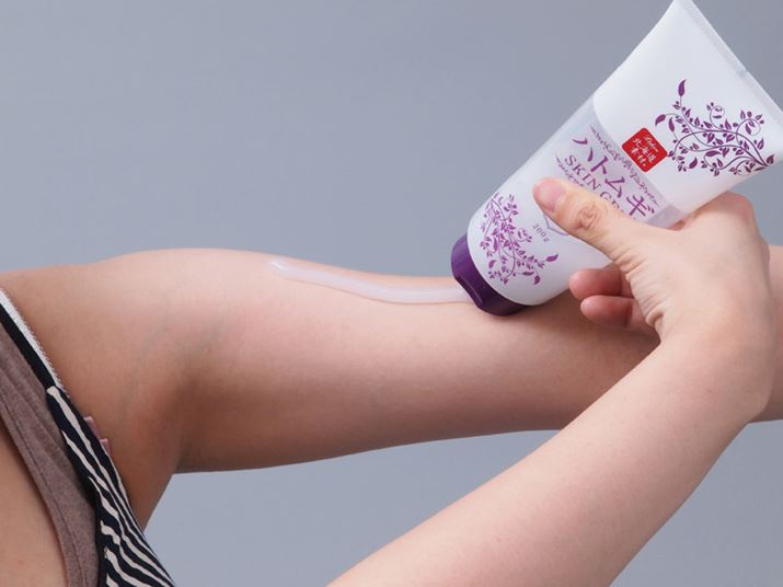 ̘rɃ{fBWFi≻ϐłjh܂