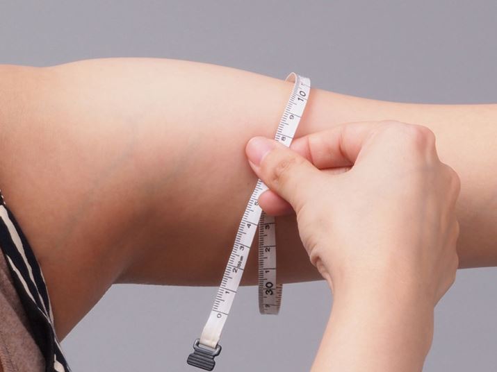 1ԑ̑25.3cmB7mmׂȂĂ܂I@zIȑł24.9cmB߂H