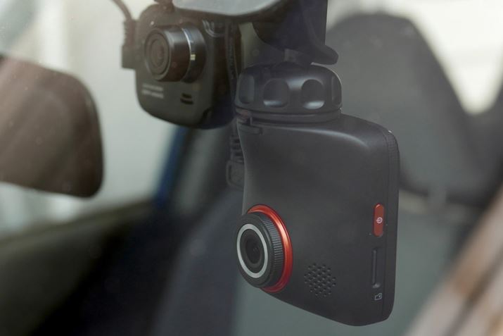 ���ʂ͊ۂ݂�тт��f�U�C��