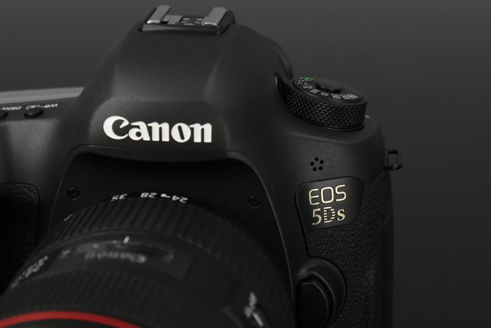 EOS 5Ds̃l[obẂAEOS-1DsV[Ŷ悤ɁAS[h̗̕p