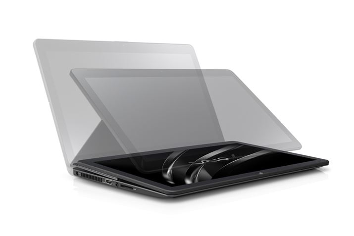 �Ǝ��́u�}���`�t���b�v�@�\�v�ɂ���āA�f�B�X�v���C��������]������ƃ^�u���b�g�Ƃ��Ă��g����