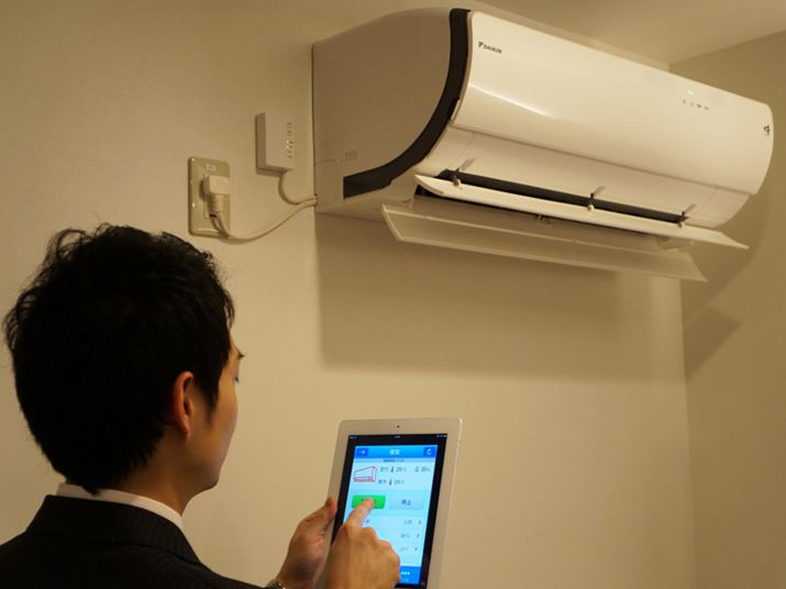 �X�}�[�g�f�o�C�X�ŉ��u����