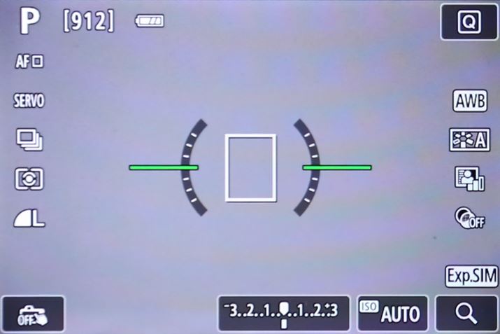 EOS 8000D́Adq̕\\