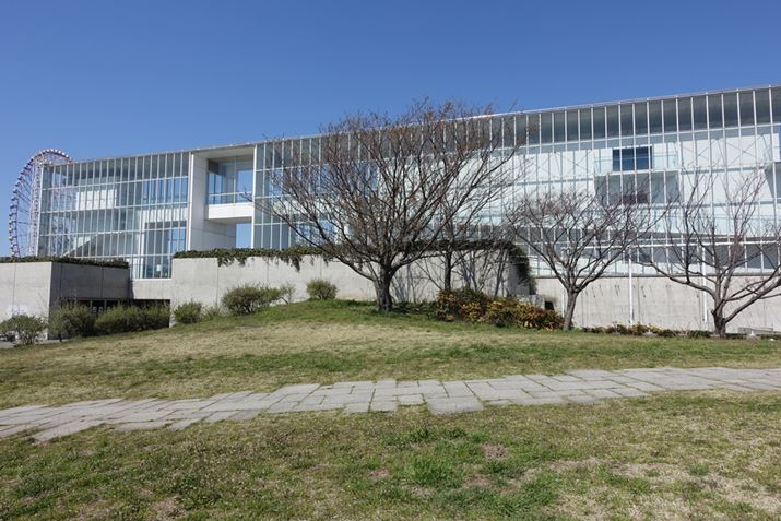 F8�A1/400�b�AISO125�AEV0.0