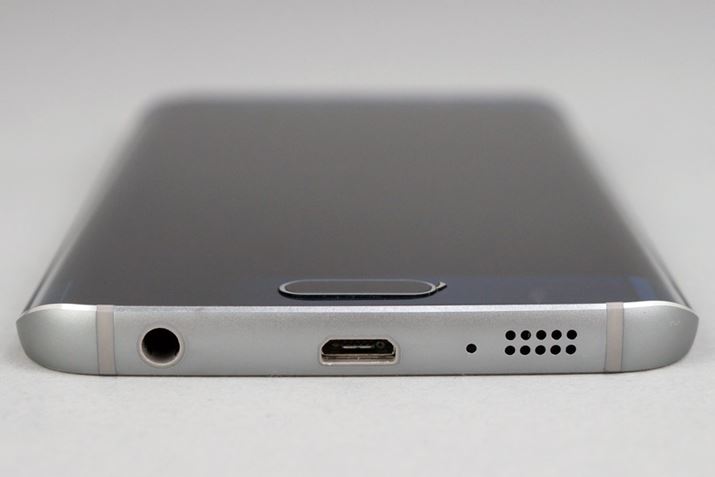 ʂɂ́Aʐ^̍wbhz[qAmicroUSB|[gAXs[J[z[