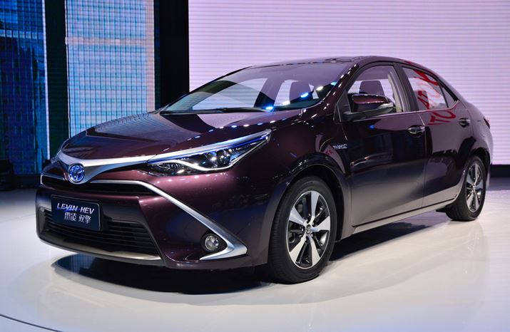 ���{�ɂ��t�@���̑����������r�����n�C�u���b�h�ƂȂ��Ă���I�ڂ��ꂽ