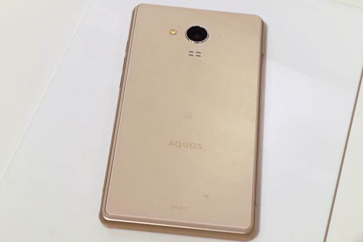 fUĆuAQUOS ZETAvƂ悭ĂBobe[eʂ2450AhAgpԂ͂v