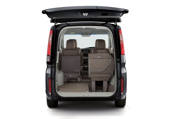 �A�E�g�h�A�łЂ����ɂ��Ȃ�]���^�̃e�[���Q�[�g�̗��_�͂��̂܂܎󂯌p����Ă���