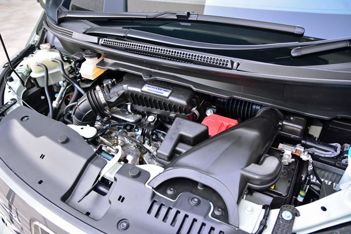 1.5���b�^�[�Ə��^������������2���b�^�[���̏o�͂��҂��g�_�E���T�C�W���O�E�ߋ��G���W���h���̗p����