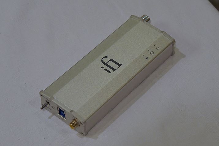 iFI-Audiomicro iDAC2BDSD256i11.2MHz/12.6MHzjAPCM384KHz܂őΉDARo[^[