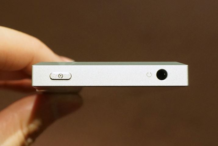 gbvɂ́Ad{^3.5mmCzWbN