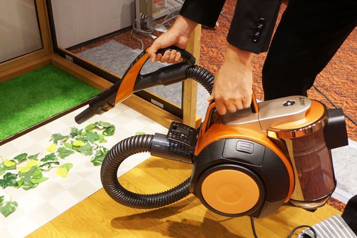 u_ TC-ZXE30PvȂAt΂ăLCɂłBڍׂ͈ȉŃ`FbNI