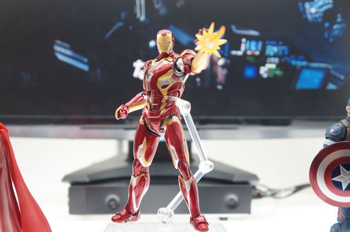 uS.H.Figuarts ACA} }[N45vB́A2015N8Bi5,800~iŕʁj