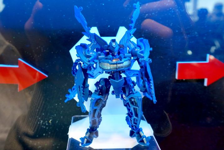 p[c܂肽ނƂŃ{ɕό`I@t[iɂȂĂ邻ł