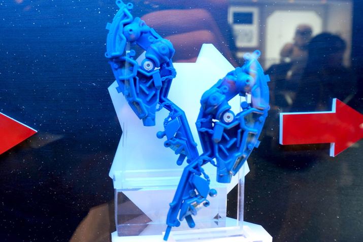 {Ȃɂό`Bt[̏Ԃɖ߂Ƃł܂