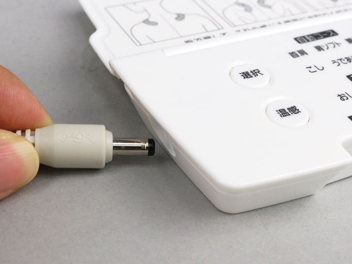 암̉Ɏ[ĂACA_v^[oAvO𑀍ɍŎgp܂