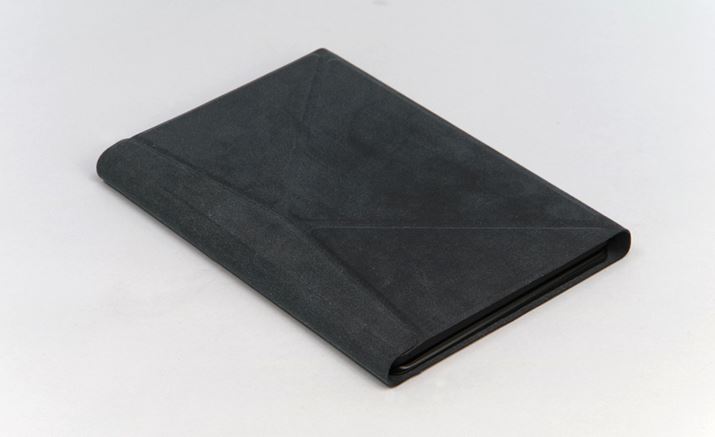 P[X͐n̂悤ȃ\tgȎB}OlbgŌŒ肳dg݂Ŏ܂͂悢