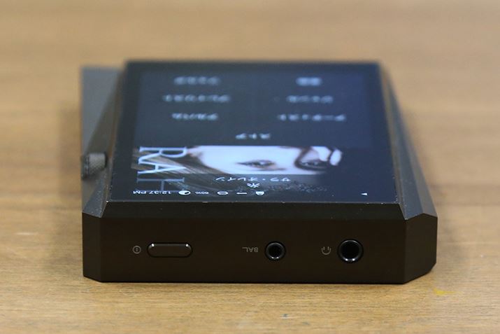 ʂɂ́Ad{^A2.5mm4ɃoXAEgAXeI~jAEgiAoXjzuĂ