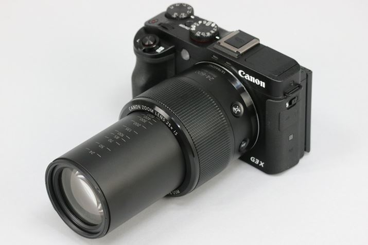 w25{Y[ɑΉG3 XB][̏œ_600mmi35mmZ̉pjƂȂ