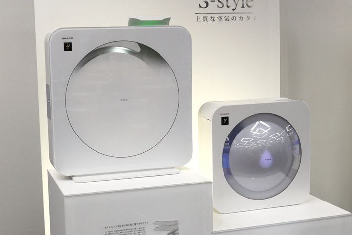 �uS-style�V���[�Y�v�̋�C����@FP-FX2�i���j�ƁA���V���[�Y�̉����@HV-EX30�i�E�j