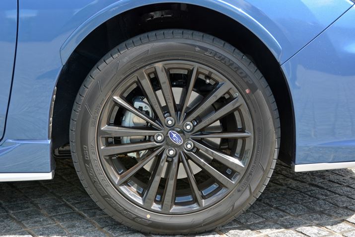 ^C̃TCY215/50R17ŁACvbTSPORTЂƉ胏Ch