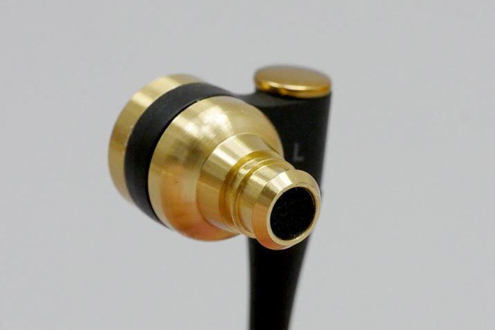 mY̓a͎Ŗ4mmBmY̐܂Ő^JłłĂ