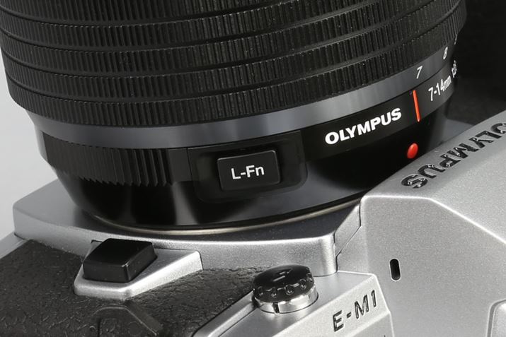 uAF~vȂǂ̋@\蓖ĂuL-Fnv{^𓋍