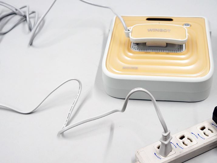 �^�]���ɒ�d�ɂȂ����ꍇ�ł��A�����o�b�e���[�ɂ���15���z�����p��