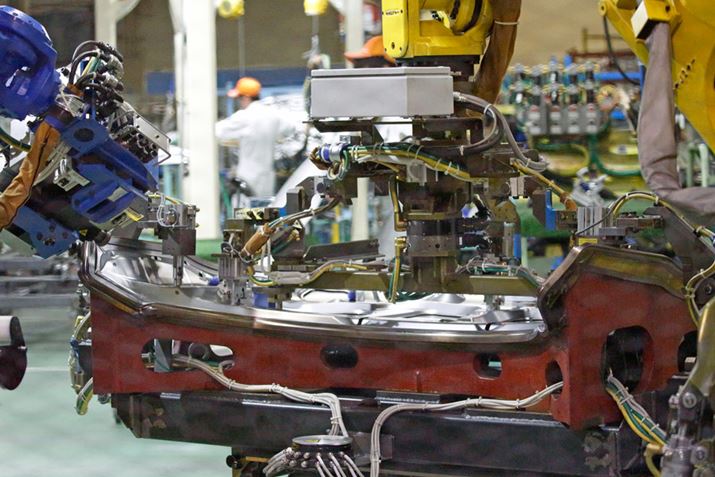 hA{lbg̉HłA{bgƎƂgݍ킹[[HEMƂH@Ă