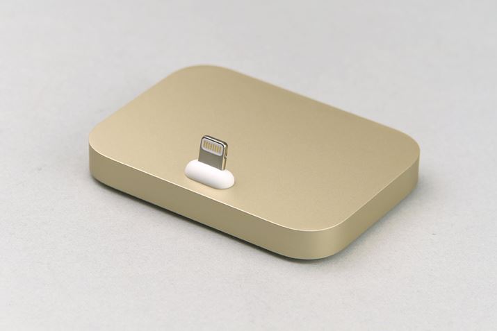 iPhone Lightning DockB̉i5,800~iŕʁj