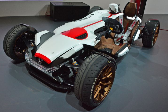 215n͂𔭊999ccV4GWDCTgݍ킹z_vWFNg24